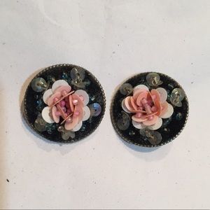 🌵BOGO🌵 Vintage sequin & beaded earrings